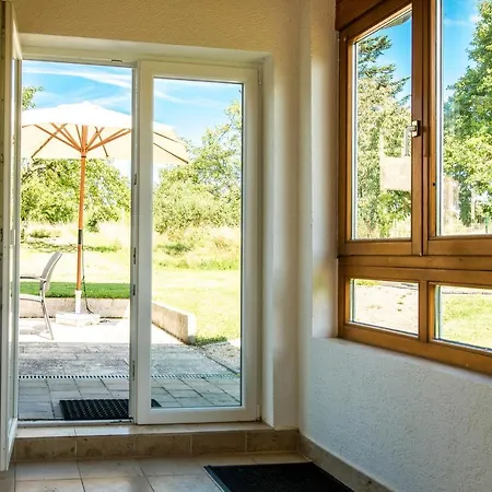 Blaue Haus Mitten Im Gruenen - Our Blue House Surrounded By Greenery Tatil Evi Langenaltheim