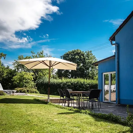 Blaue Haus Mitten Im Gruenen - Our Blue House Surrounded By Greenery Langenaltheim